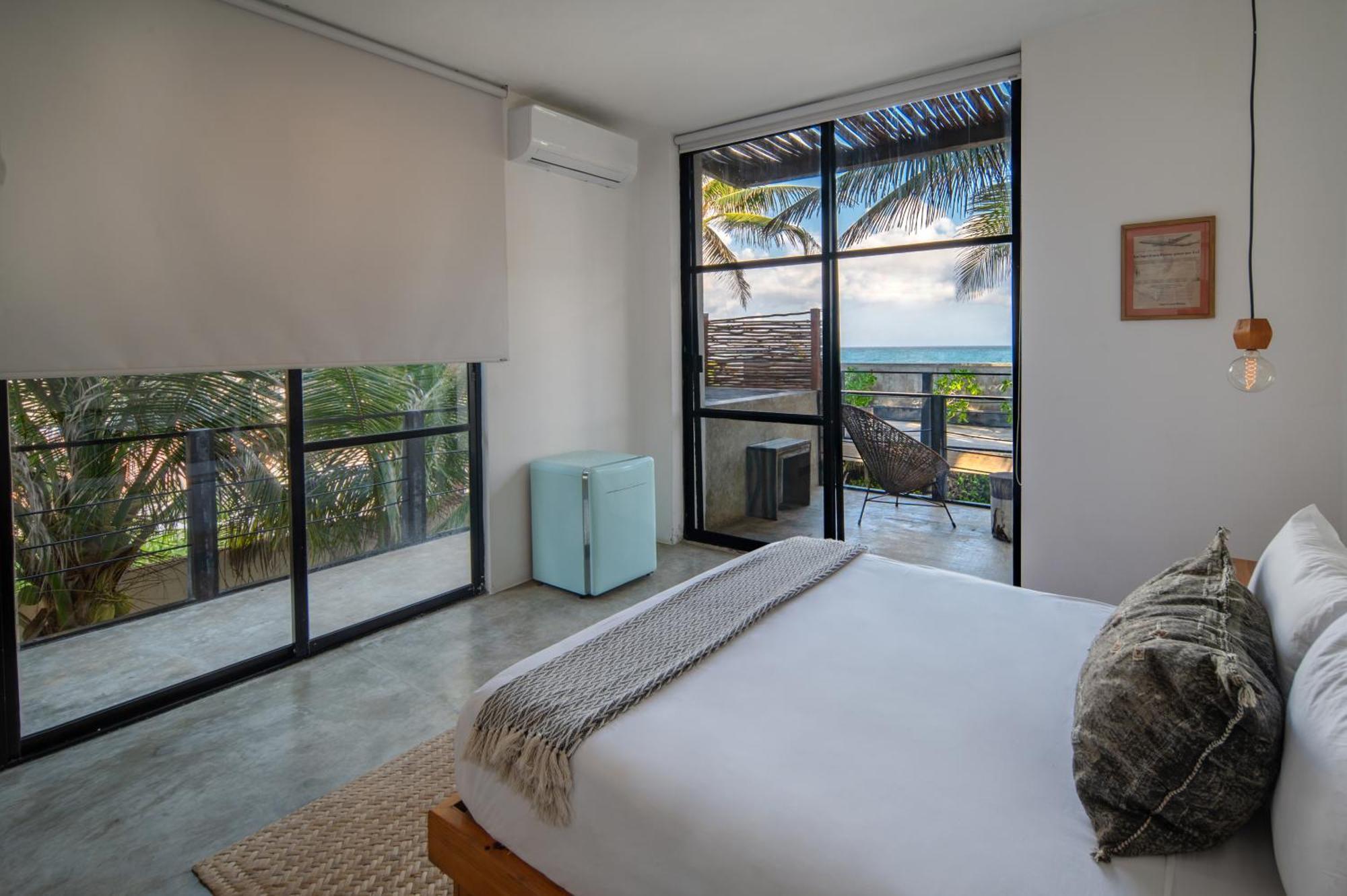 Double Room with Sea View,1567695524:JPEG